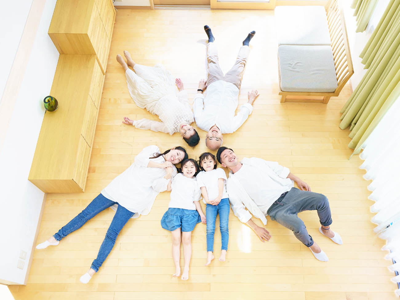 伊瀬知サッシ工業について画像